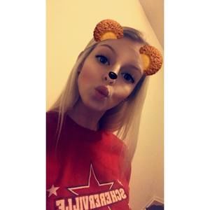 Meet your Posher, Karlee